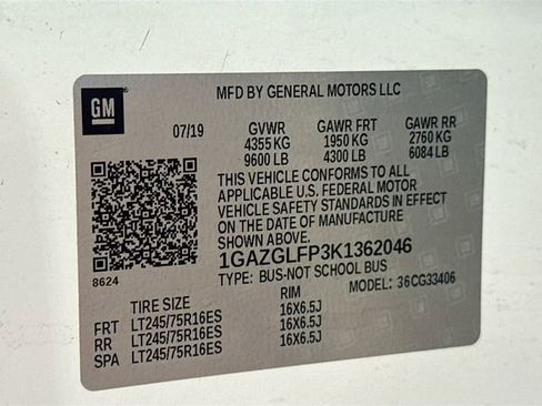 Used 2019 Chevrolet Express 3500 LS image 30