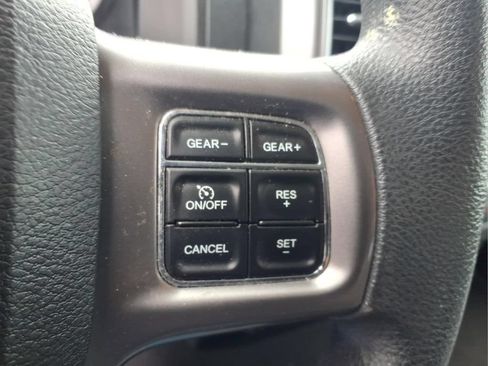 Used 2024 RAM 1500 Classic SLT AWD/4WD image 17