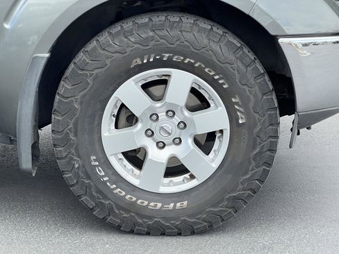 Used 2006 Nissan Frontier NISMO w/ (N01) Utility Bed Pkg AWD/4WD image 16