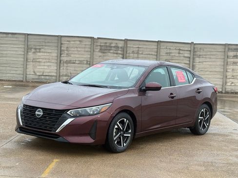 Certified 2024 Nissan Sentra SV image 3