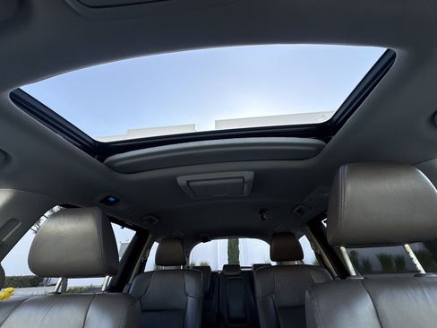 Used 2013 Honda Odyssey Touring Elite image 27
