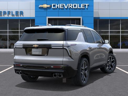New 2026 Chevrolet Traverse High Country w/ LPO, Floor Liner Package AWD/4WD image 4