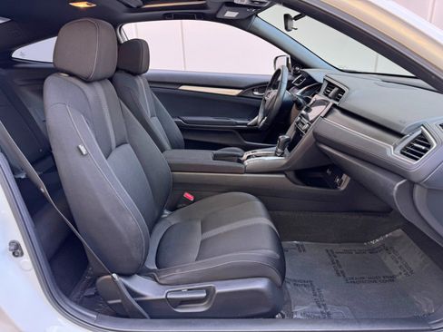 Used 2020 Honda Civic EX image 15
