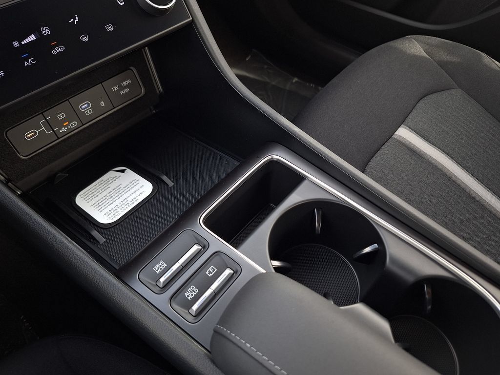 New 2026 Hyundai Sonata SEL FWD image 25