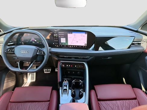 Used 2025 Audi SQ5 Premium Plus AWD/4WD image 16