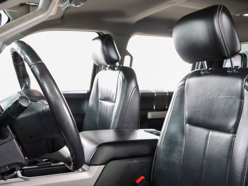 Used 2020 Ford F250 Lariat w/ Lariat Value Package image 25