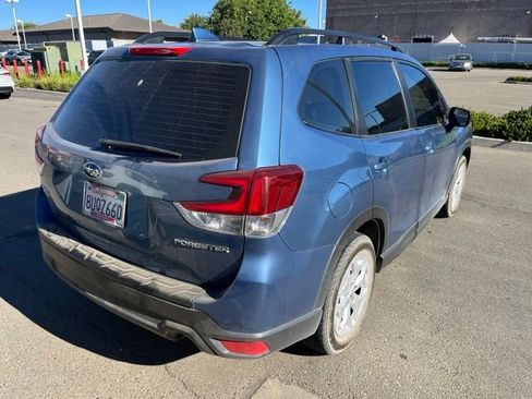 Used 2021 Subaru Forester AWD/4WD image 4