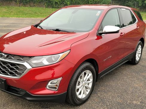 Used 2018 Chevrolet Equinox LT FWD image 3