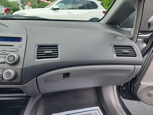 Used 2011 Honda Civic LX image 38