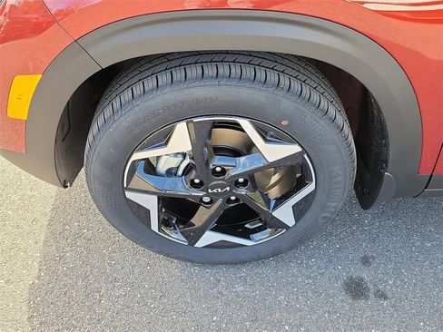 New 2026 Kia Seltos S image 36
