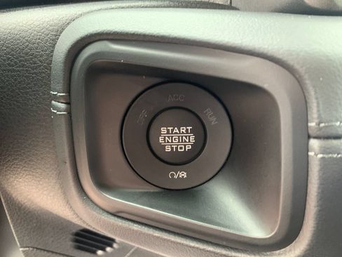 Used 2024 Jeep Wrangler Unlimited Rubicon AWD/4WD image 24