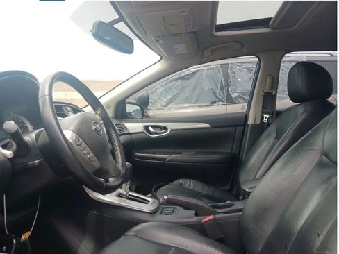 Used 2015 Nissan Sentra SR w/ SR Premium Package FWD image 5