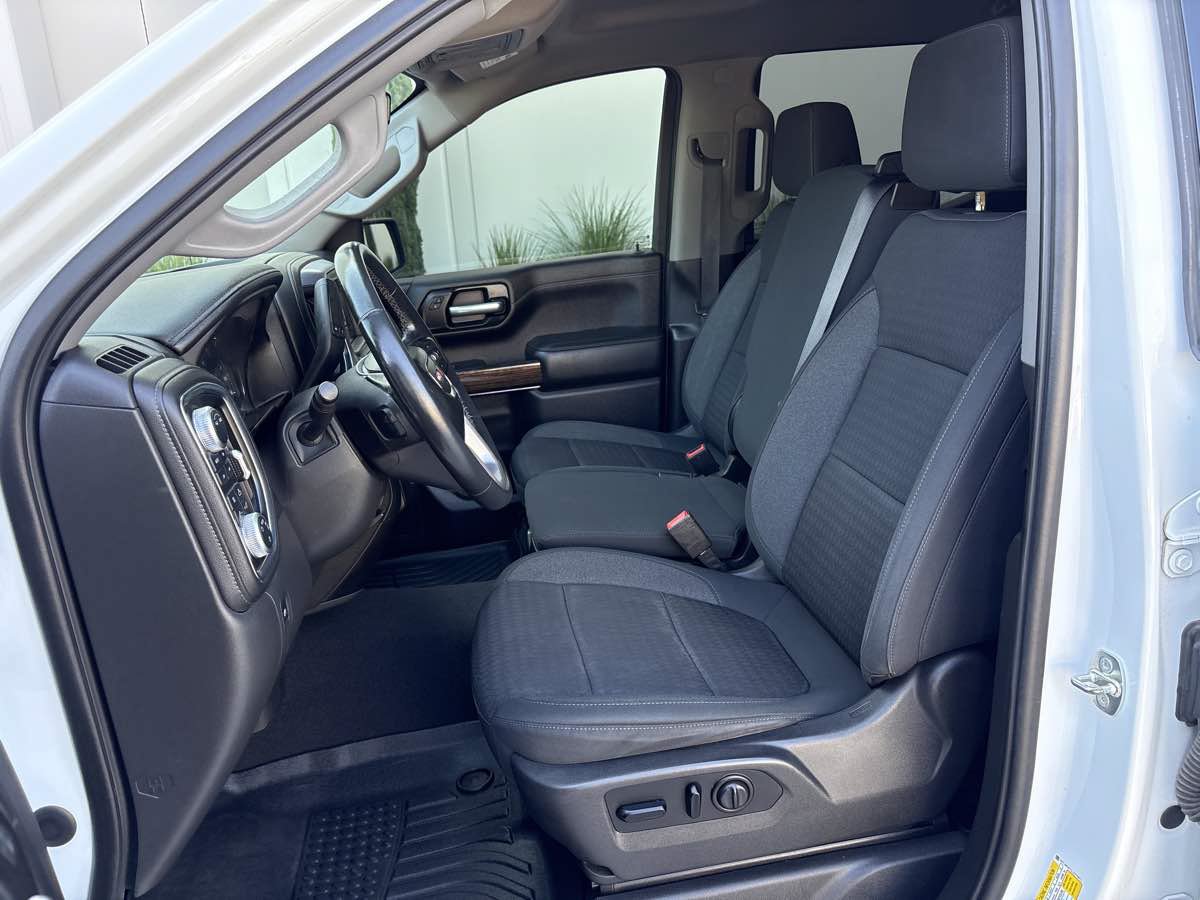 Used 2020 GMC Sierra 1500 Elevation w/ Elevation Value Package AWD/4WD image 18