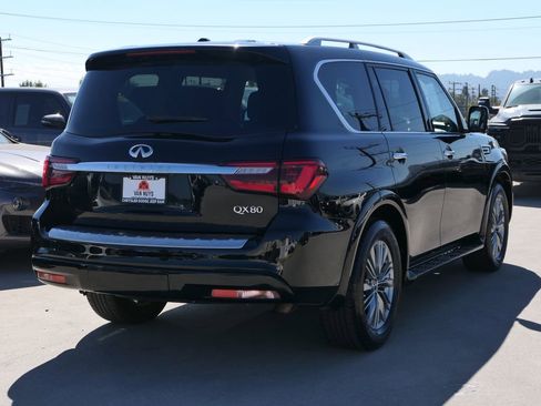 Used 2022 INFINITI QX80 Luxe image 4