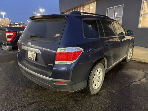 Used 2011 Toyota Highlander 4WD image 10