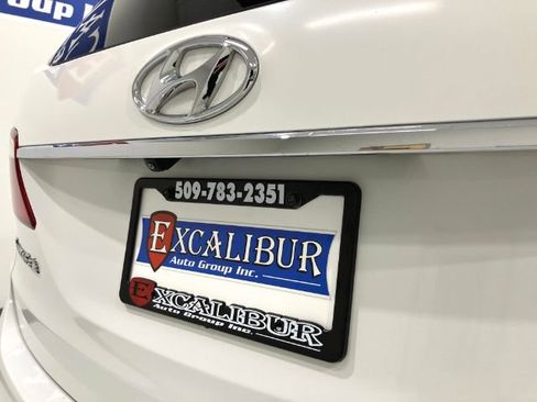 Used 2013 Hyundai Santa Fe Limited w/ Technology Pkg image 13