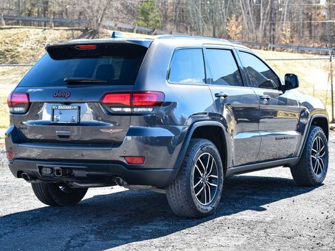 Certified 2021 Jeep Grand Cherokee Trailhawk w/ Trailhawk Luxury Group image 3