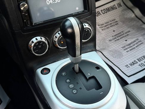 Used 2007 Nissan 350Z Touring RWD image 26