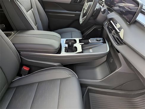 New 2025 Buick Enclave Sport Touring w/ Super Cruise Package image 38