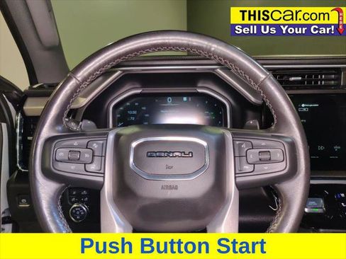 Used 2022 GMC Sierra 1500 Denali AWD/4WD image 16