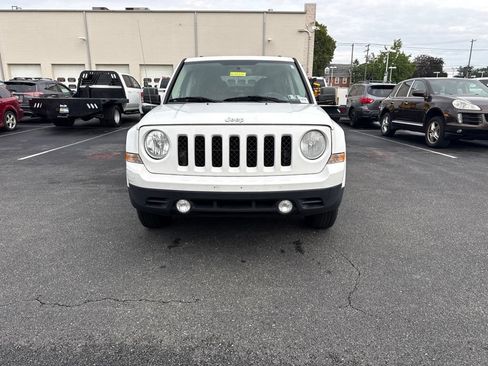 Used 2017 Jeep Patriot Sport w/ Power Value Group AWD/4WD image 5