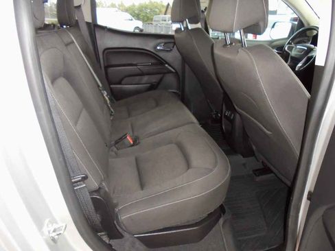 Used 2019 GMC Canyon SLE w/ SLE Convenience Package image 10