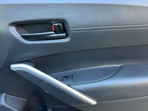 Used 2023 Toyota Corolla Cross SE w/ Moonroof Package image 23