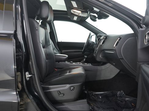 Used 2019 Dodge Durango R/T w/ Technology Group image 11