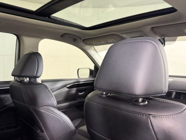 Used 2025 Honda Pilot Touring image 50