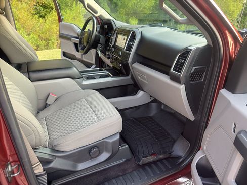 Used 2016 Ford F150 XLT w/ Equipment Group 301A Mid AWD/4WD image 21