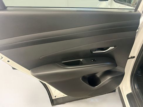 Used 2025 Hyundai Tucson SEL AWD/4WD image 27