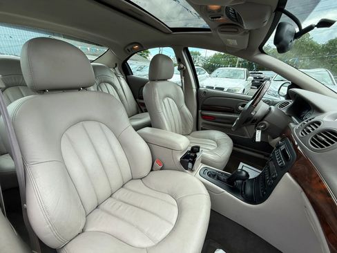 Used 2004 Chrysler 300M FWD image 53