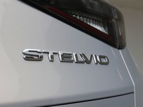 New 2025 Alfa Romeo Stelvio Sprint image 29