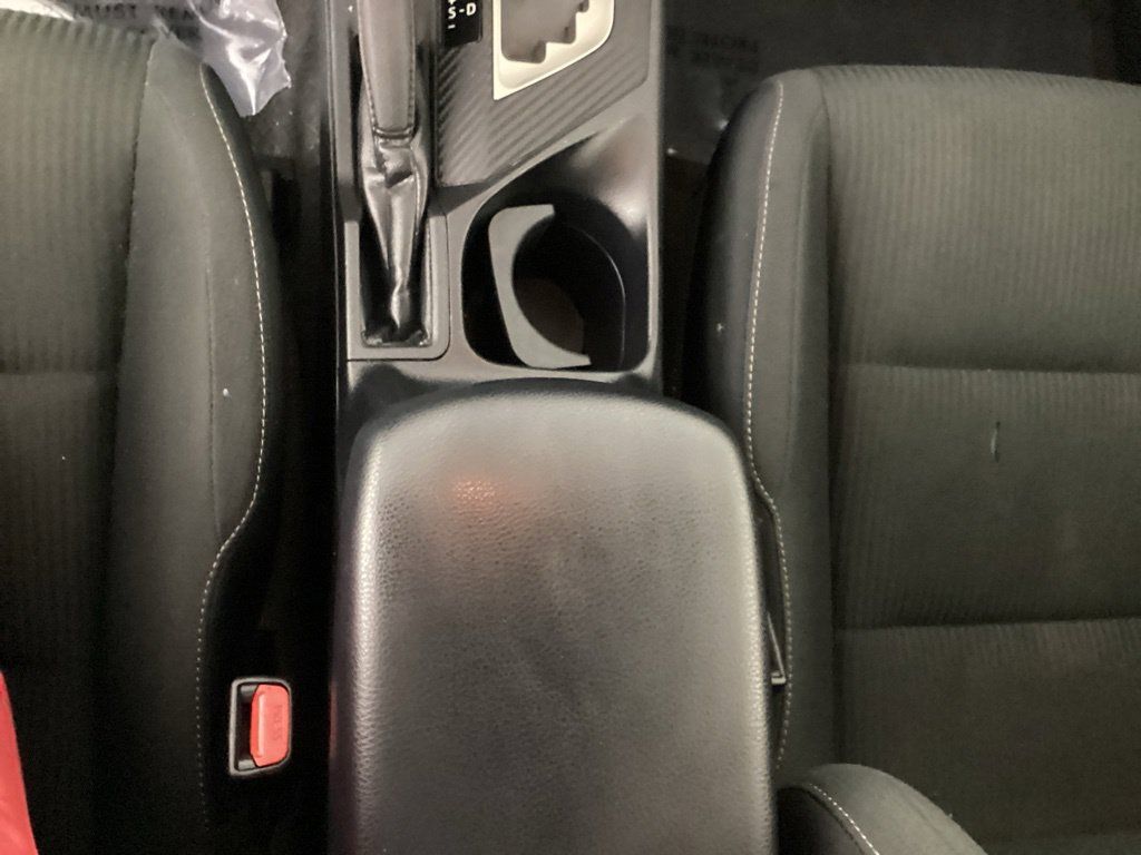 Used 2014 Toyota RAV4 XLE AWD/4WD image 21