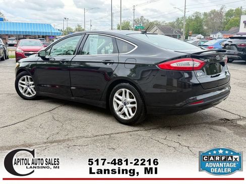 Used 2014 Ford Fusion SE w/ Equipment Group 202A FWD image 6