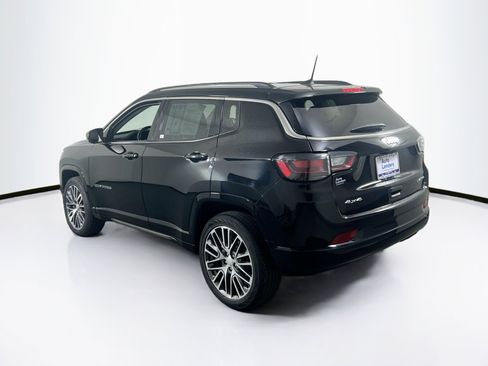 Used 2022 Jeep Compass Limited w/ Elite Group image 7