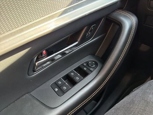 Used 2025 MAZDA CX-70 3.3 Turbo S w/ Premium Package image 20