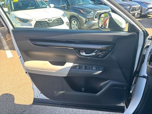 Used 2023 Honda CR-V EX-L image 34