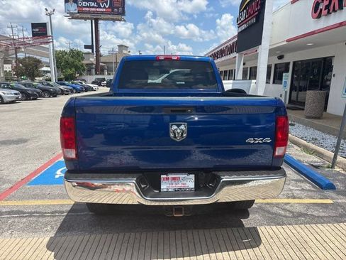 Used 2015 RAM 2500 Tradesman w/ Chrome Appearance Group AWD/4WD image 5