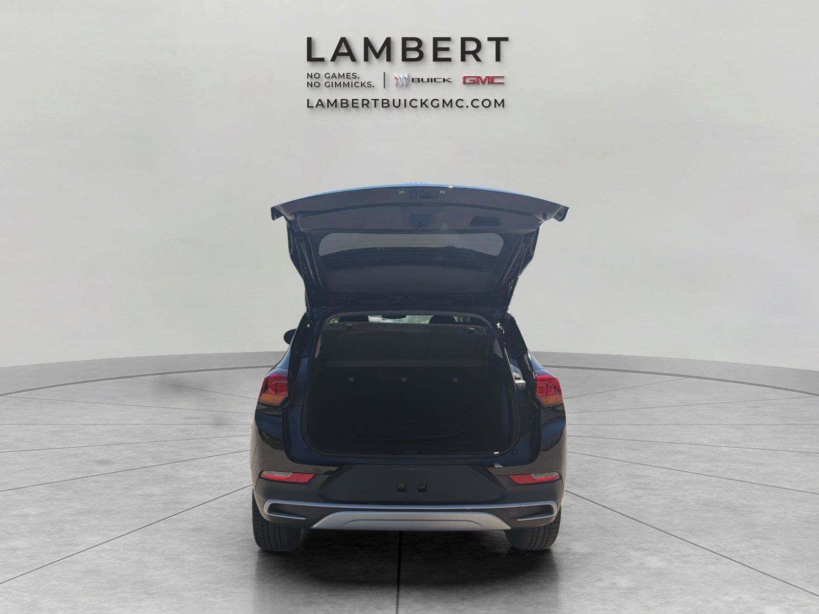 Used 2023 Buick Encore GX Select AWD/4WD image 9