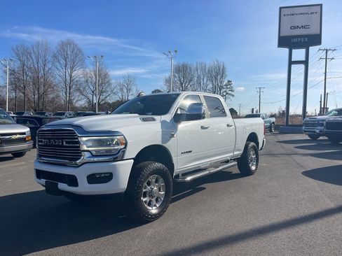Used 2024 RAM 2500 Laramie AWD/4WD image 1