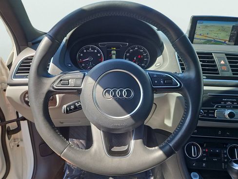 Used 2018 Audi Q3 2.0T Premium Plus w/ Premium Plus Package AWD/4WD image 28