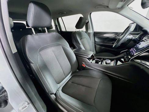 Used 2022 Jeep Grand Cherokee L Laredo w/ Luxury Tech Group I RWD image 30