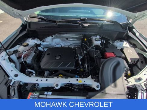 Used 2025 Chevrolet TrailBlazer LT w/ Convenience Package AWD/4WD image 30