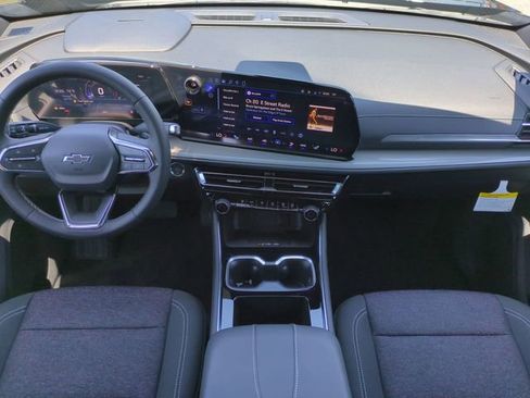 New 2026 Chevrolet Traverse LT FWD image 15