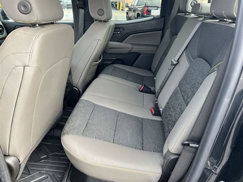 Used 2024 Chevrolet Colorado ZR2 w/ Technology Package image 30