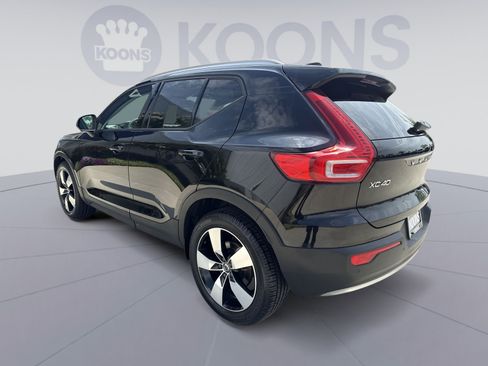 Used 2020 Volvo XC40 T5 Momentum w/ Protection Package Premier AWD/4WD image 4