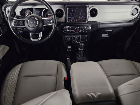 Used 2022 Jeep Wrangler Unlimited Sahara image 7
