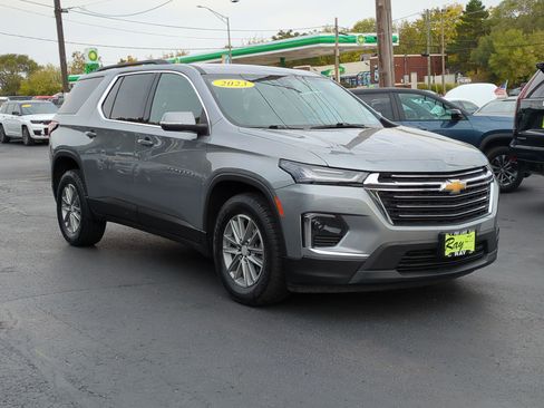 Certified 2023 Chevrolet Traverse LT AWD/4WD image 2