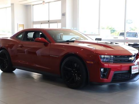 Used 2013 Chevrolet Camaro ZL1 RWD image 5